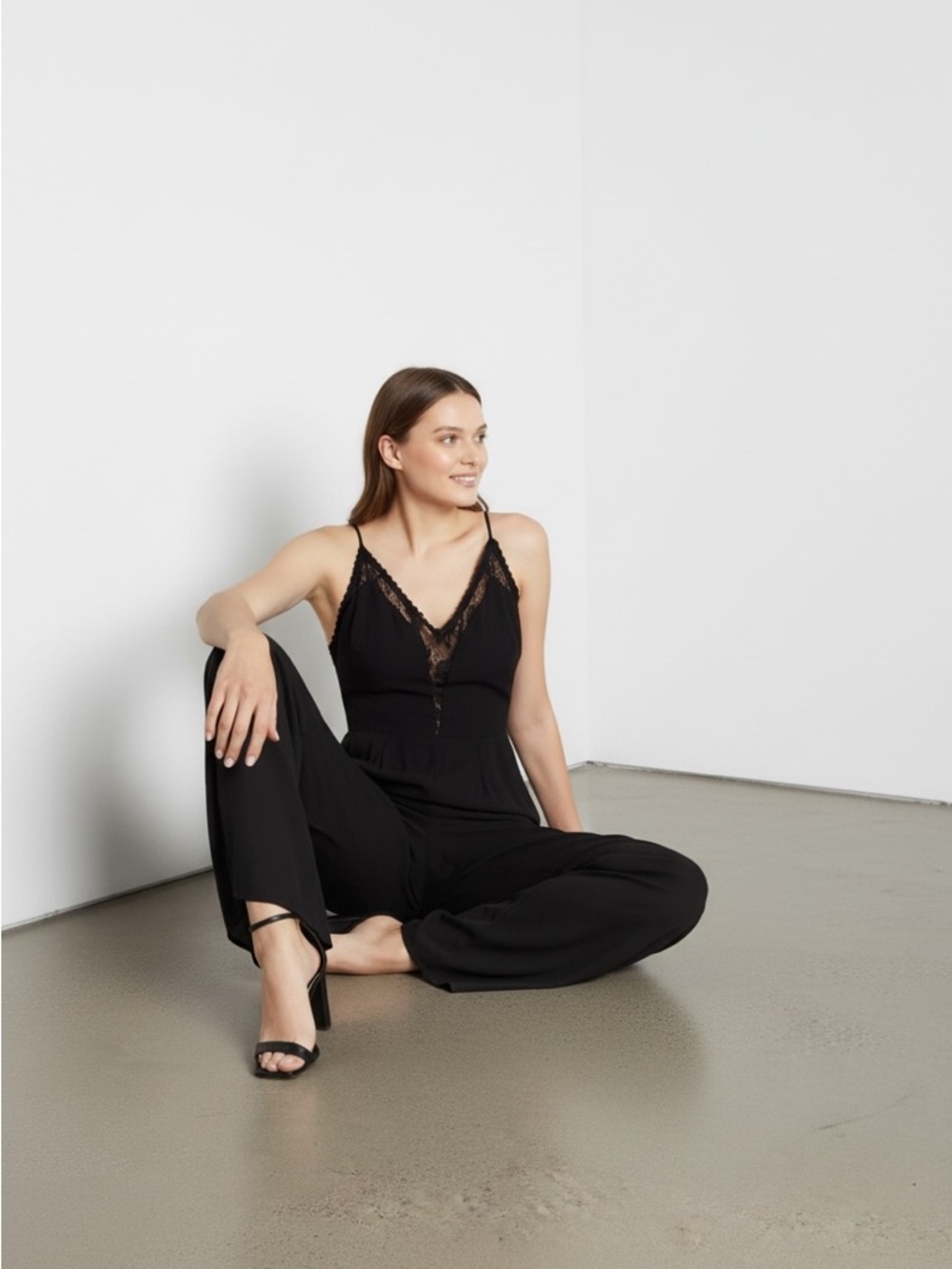 Astr Black Lace-Trim Wide-Leg Jumpsuit - Picture 4 of 4